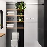 Luxe Living Kazimierz With Patio Appartamento